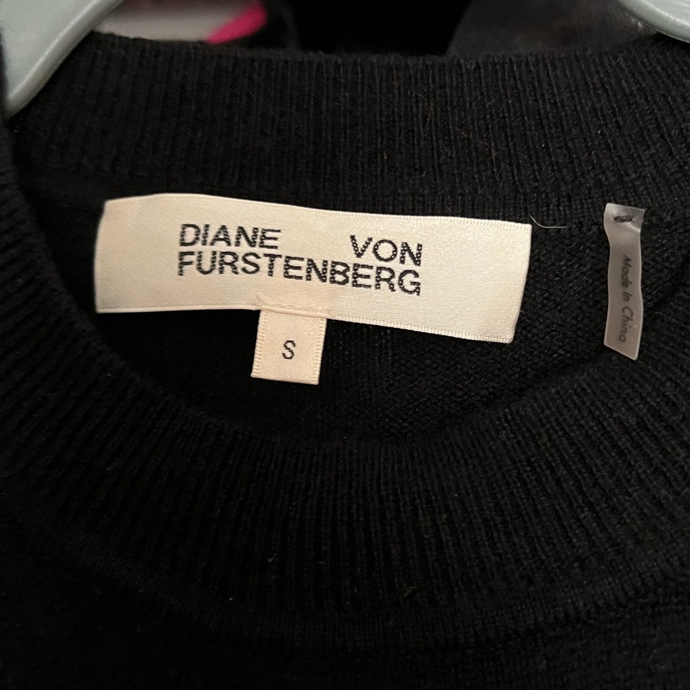 DIANE VON FURSTENBERG Dress Size S - Picture 2 of 2